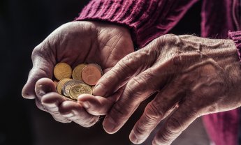 Την 13η σύνταξη αντί επιδόματος ζητά το Ενιαίο Δίκτυο Συνταξιούχων