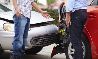 Tροχαίο ατύχημα: 10+1 ερωτήσεις σχετικά την ασφάλιση του αυτοκινήτου