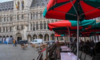 Τέλος στις θερμάστρες εξωτερικού χώρου σε καφετέριες και εστιατόρια των Βρυξελλών