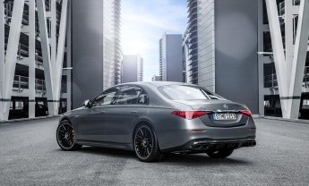 Mercedes-AMG S 63 E Performance: Πανίσχυρη & απίστευτα ασφαλής!