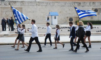 Αραρίσκοντας Ηλίας Προβόπουλος: Μια παρέλαση με απουσίες…