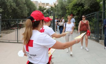 Ελληνικός Ερυθρός Σταυρός: Οδηγίες για προστασία από τον καύσωνα και τις υψηλές θερμοκρασίες! (βίντεο)