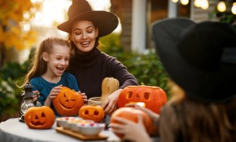 Το Halloween τα παιδιά και η τσιγκουνιά!