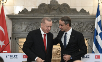 Ποια είναι τα 10 ελληνικά νησιά που θα μπορούν να επισκέπτονται οι Τούρκοι με προσωρινή βίζα!