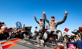 Kosmocar: Ιστορική νίκη για την Audi στο Ράλλυ Ντακάρ!