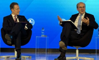 Κωστής Χατζηδάκης: Μειώσεις φόρων στην τριετία 2025-2027 με ανάπτυξη και αντιμετώπιση της φοροδιαφυγής