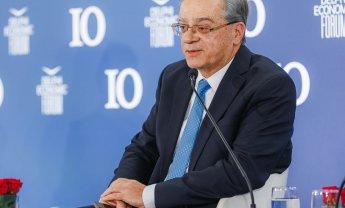 Γκίκας Χαρδούβελης: Η πιθανότητα να μπει η παγκόσμια οικονομία σε μια τροχιά στασιμοπληθωρισμού έχει αυξηθεί