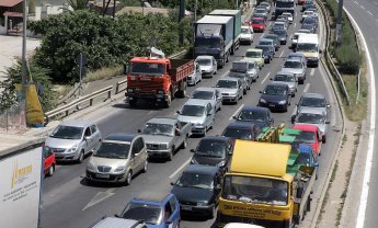 Γερασμένος στόλος οχημάτων: «Ωρολογιακή βόμβα» για τις ασφαλιστικές εταιρείες;