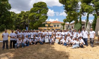 “Bee the Change”: Η team AEGEAN γιόρτασε την Παγκόσμια Ημέρα Περιβάλλοντος, αναλαμβάνοντας δράση για την προστασία των μελισσών