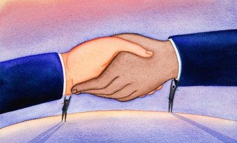 Σε αναζήτηση συμφωνίας η Groupama SA με Munich Re, Swiss Re και Berkshire Hathaway 