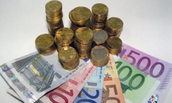 Εξετάζονται αλλαγές στους τρόπους είσπραξης των ασφαλίστρων