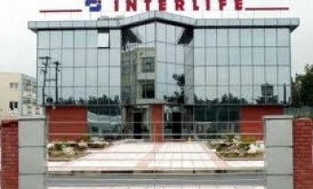   H  Interlife μειώνει τα ασφάλιστρα