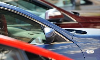 Υπουργείο Οικονομικών: Δεν δίνεται άρση ακινησίας αυτοκινήτου χωρίς ασφαλιστήριο συμβόλαιο