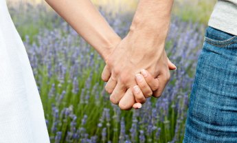 Σύμφωνο συμβίωσης: Τι ισχύει για την ασφαλιστική κάλυψη των μελών της οικογένειας;