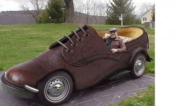 Δύο μηνύματα αλλαγής για εξεύρεση εισοδήματος: Πρώτο: εδώ είμαστε˙ δεύτερο: εκεί θέλουμε να πάμε.