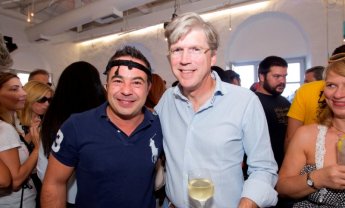 Η Matrix και το Κρητικό γλέντι στην Ύδρα