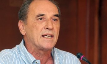 Σταθάκης στο BBC: Οι τράπεζες μπορούν να δίνουν 60 ευρώ έως την Παρασκευή