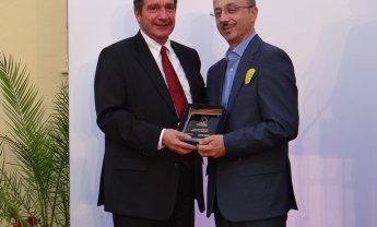 Ο Δήμος Αθηναίων τίμησε την INTERAMERICAN 