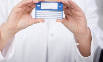 Σύγχυση και αλαλούμ με τις κάρτες υγείας Αλαλούμ με τις κάρτες υγείας