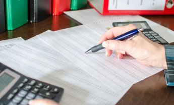 ΕΙΟPA: Χαρτογραφεί δαπάνες και χρεώσεις των ταμείων συντάξεων