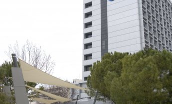 Υγεία: κέρδη  η  μητρική – περιόρισε τις ζημίες ο όμιλος  