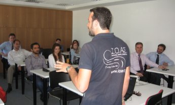 AXA: Εκπαιδεύει το προσωπικό της στη Θεσσαλονίκη 