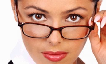 Μαζί με την μόρφωση αυξάνεται και η μυωπία