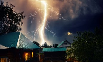 Ασφαλίστε την περιουσία σας για πτώση κεραυνού και πρόκληση πυρκαγιάς!