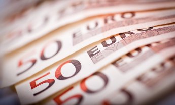 ΤτΕ: Η δανειοδότηση επιχειρήσεων και νοικοκυριών το β' τρίμηνο του 2016