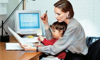 Σύνταξη στα 50 για 700.000 γονείς. Αναλυτικοί πίνακες 