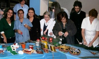 APSON: Στολίδια Αγάπης στη Στέγη Κατάκοιτων Γερόντων