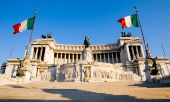 Στην ομπρέλα του ΔΝΤ η  Ιταλία 