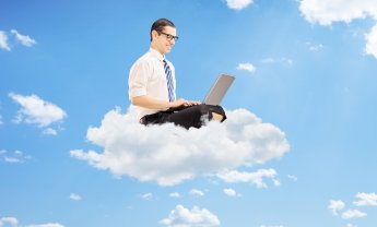 Σχεδόν… πληρώνουν για να μιλήσουν στο δίκτυό τους!