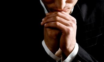 Οι άνθρωποι ζούνε Γολγοθά και οι ασφαλιστές ‘χτενίζονται’…