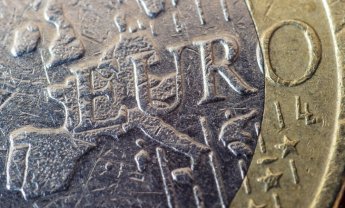 ΕΥ: Η Ελλάδα δεύτερη χώρα στην Ευρωζώνη βάσει ρυθμού ανάπτυξης κατά το γ’ τρίμηνο του 2016