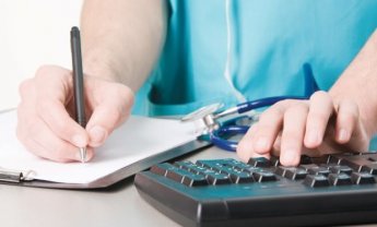 To Yπουργείο Υγείας απέσυρε την απόφαση για συνταγογράφηση από νοσηλευτές