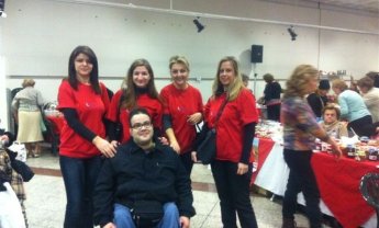 Η ΑΧΑ  στηρίζει τα άτομα με ειδικές ανάγκες 