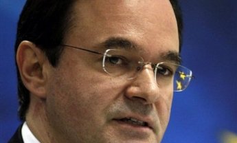 Παπακωνσταντίνου: Mικρότερη του 4% η ύφεση