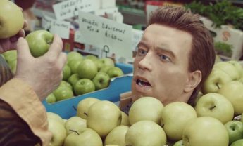 Ο "Εξολοθρευτής" Σβαρτσενέγκερ ενημερώνει για την Ασφάλιση Προστασίας Πληρωμών στη Βρετανία