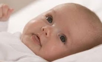 Μειώνονται οι γεννήσεις στην Ελλάδα