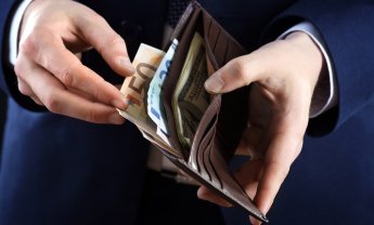 Έρευνα KPMG: Ποιες είναι οι αποδοχές και παροχές στον Ασφαλιστικό κλάδο;