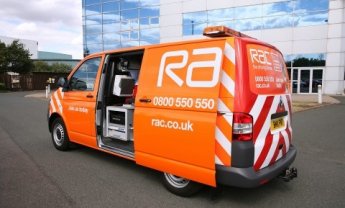 Μαύρα κουτιά στα βρετανικά αυτοκίνητα! Πέφτουν τα ασφάλιστρα