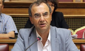 Δημήτρης Στρατούλης: Δεν αγγίζουμε τα ήδη λεηλατημένα αποθεματικά των ασφαλιστικών ταμείων