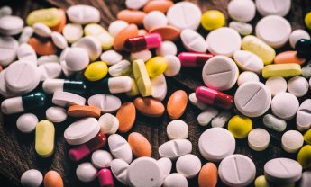 Αγωνία εκφράζουν οι πολίτες για την πρόσβαση τους σε νέα καινοτόμα φάρμακα