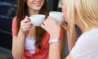 Οι μεσίτες ψάχνουν συμμάχους 