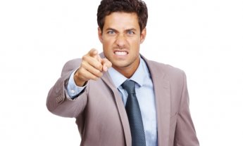 Διαμαρτυρία του ΕΕΑ για τα αποθεματικά