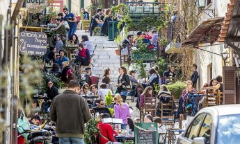 Αυξήθηκαν τα τουριστικά έσοδα τον Φεβρουάριο