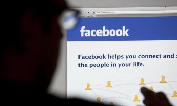Το Facebook εγκαταλείπει το πείραμα με το δεύτερο News Feed