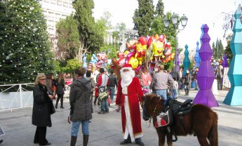 Αραρίσκοντας Ηλίας Προβόπουλος: Κάποτε στο Σύνταγμα βλέπαμε και καμήλες