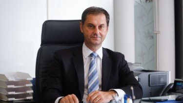 haris_theoharis_oikonomikon